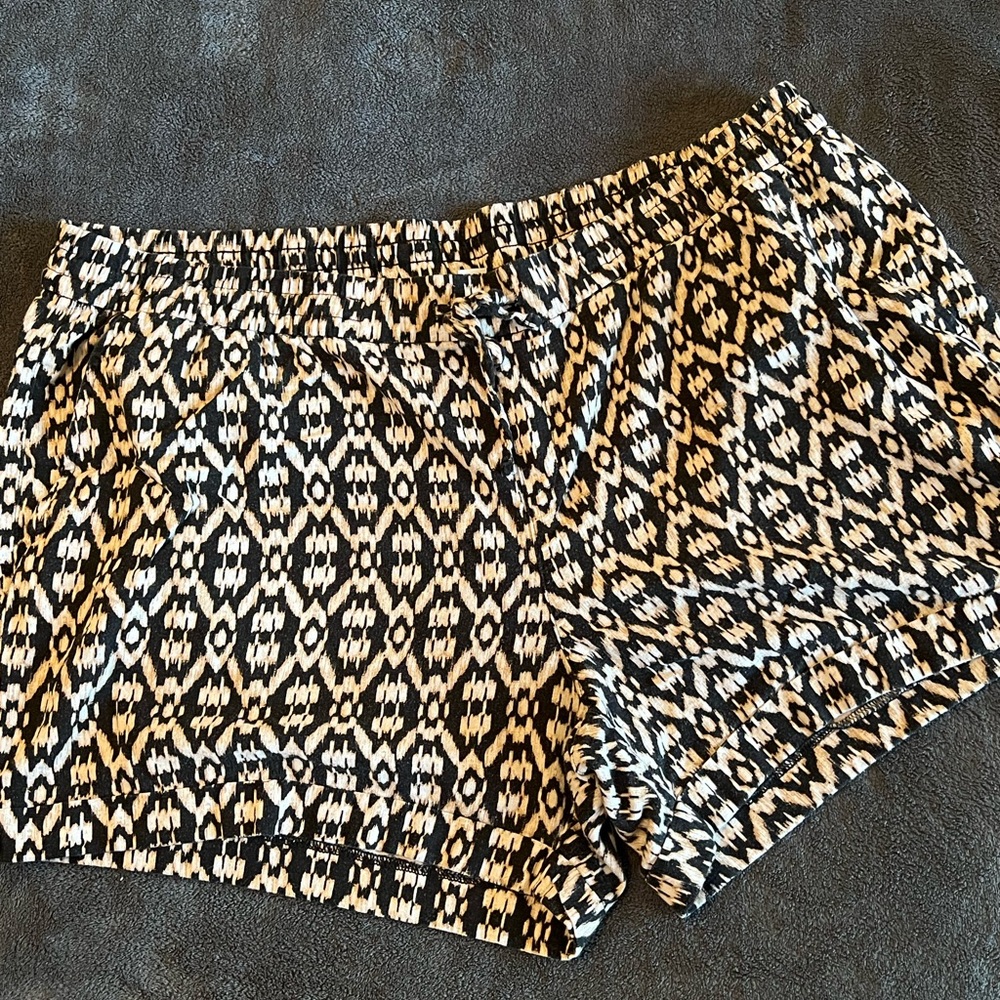 XXL Old navy shorts